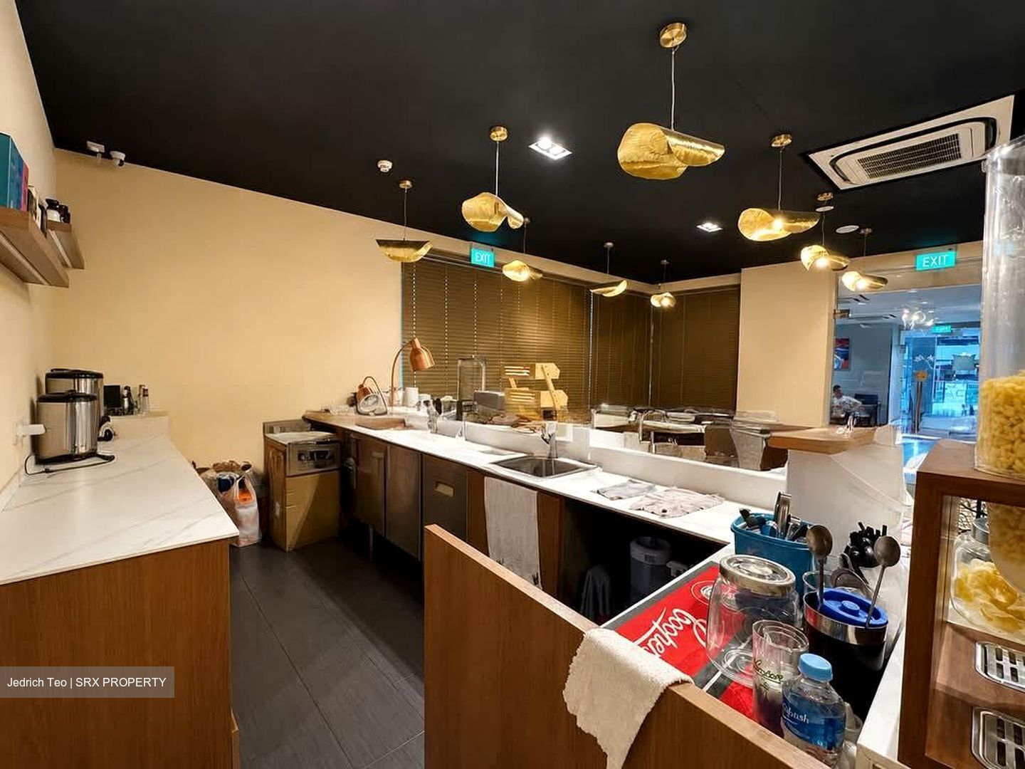 Penhas Road (D8), Retail #593491441